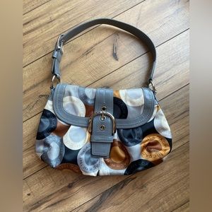 Coach SOHO Pleated Hobo purse Snap Buckle F15126